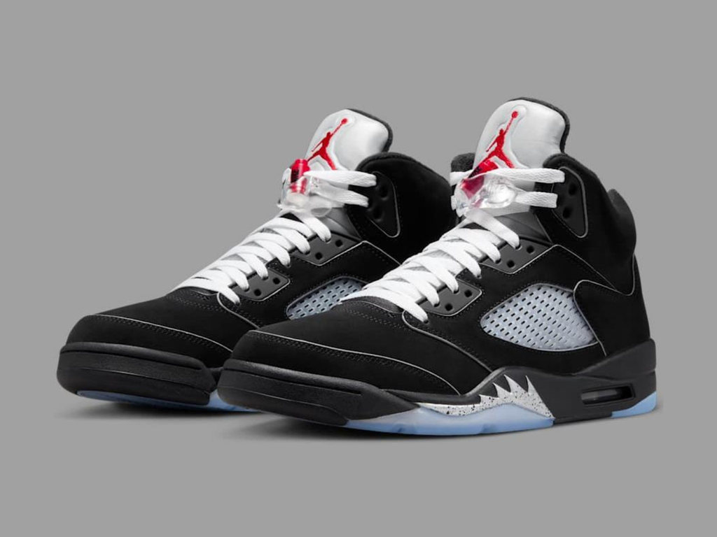 【お値下げ中】AIR JORDAN 5 RETRO / 02_Black 2.8.2025 Jordan 5 Retro 'Black/Metallic' – Premium Goods