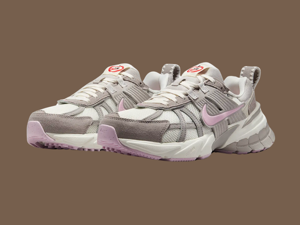 2.10.2025 Women's Nike V2K 'Sail/Pink Foam'