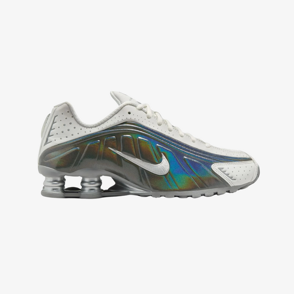 womens nike shox r4 (summit white/iridescent)