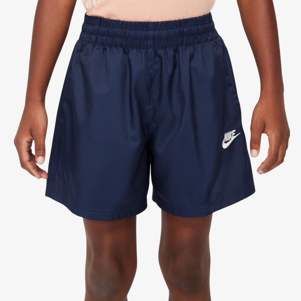 kids nike sportswear club 4.5" woven shorts (midnight navy/white)
