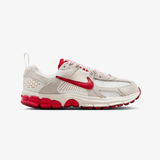 gradeschool nike vomero 5 se (sail/university red)