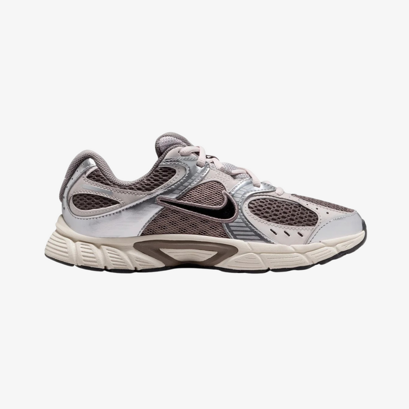 gradeschool v5 rnr (cave stone/black)