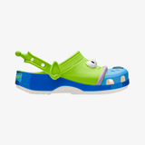 gradeschool crocs x disney pixar's toy story alien classic clog (multicolor)