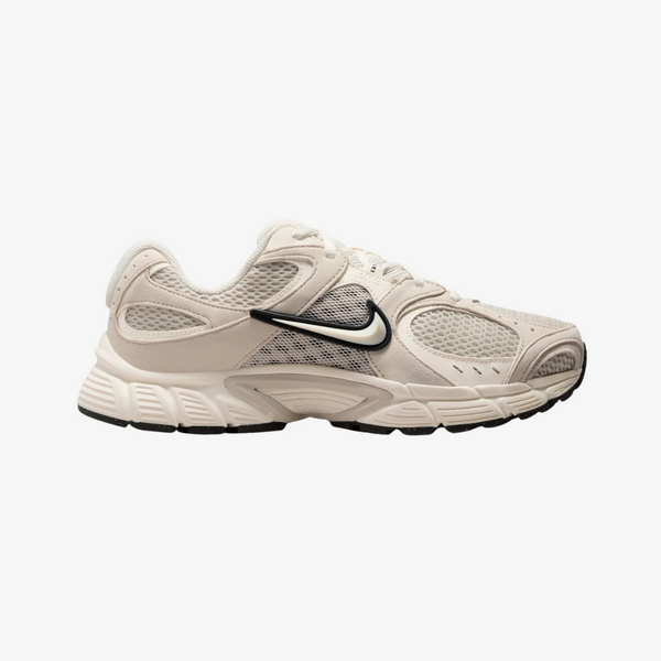 womens nike v5 rnr (orewood/pale ivory)