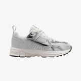 preschool nike vomero 5 (photon dust/chrome-gridiron-sail)
