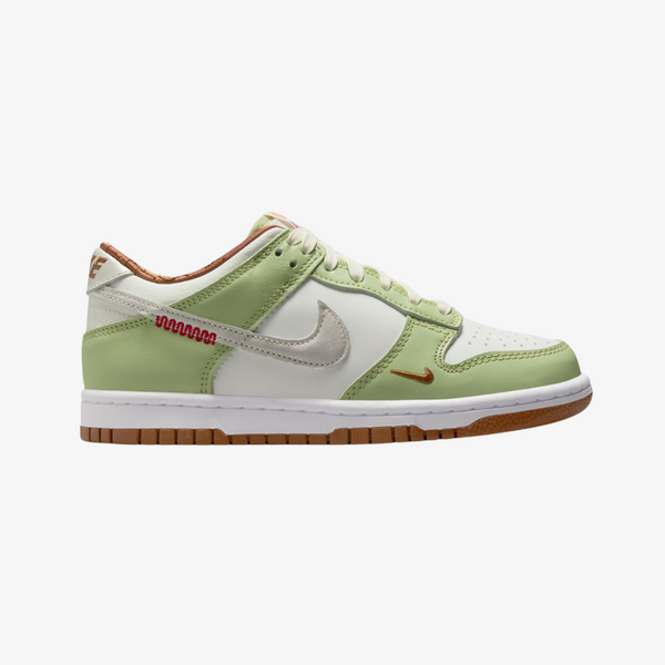 gradeschool nike dunk low (year of the snake)