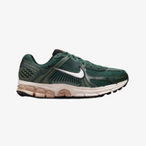 womens nike zoom vomero 5 (vintage green/chrome)