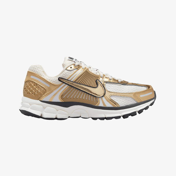 パーフェクトヴォルテックス　金 womens nike zoom vomero 5 (photon dust/metallic gold) – Premium Goods
