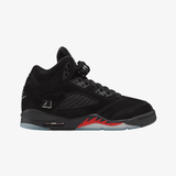 gradeschool jordan 5 retro (black/black-picante red-glow n the dark)