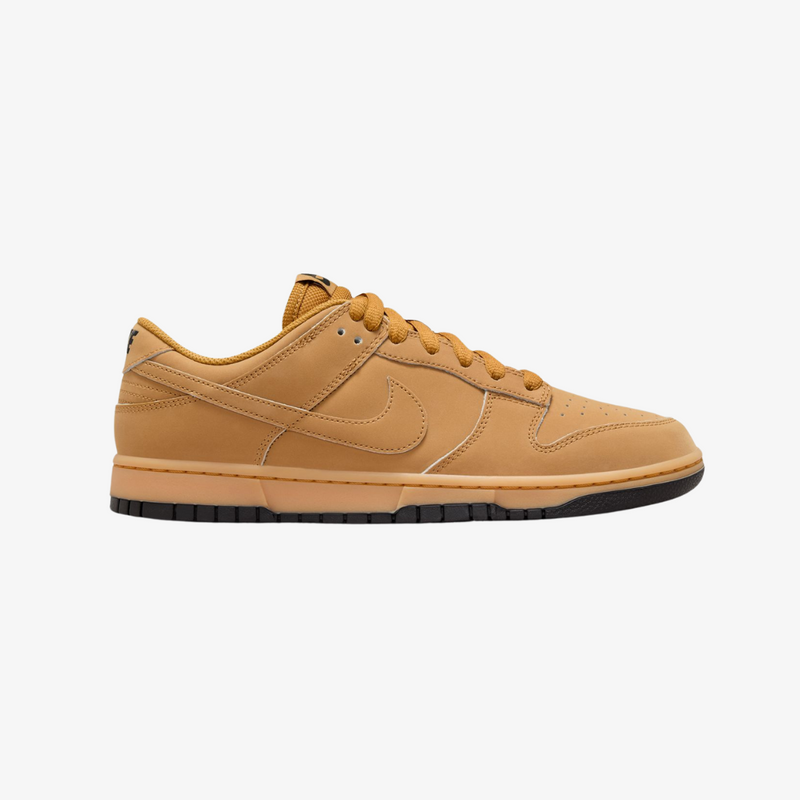 mens nike dunk low se (wheat/gum)