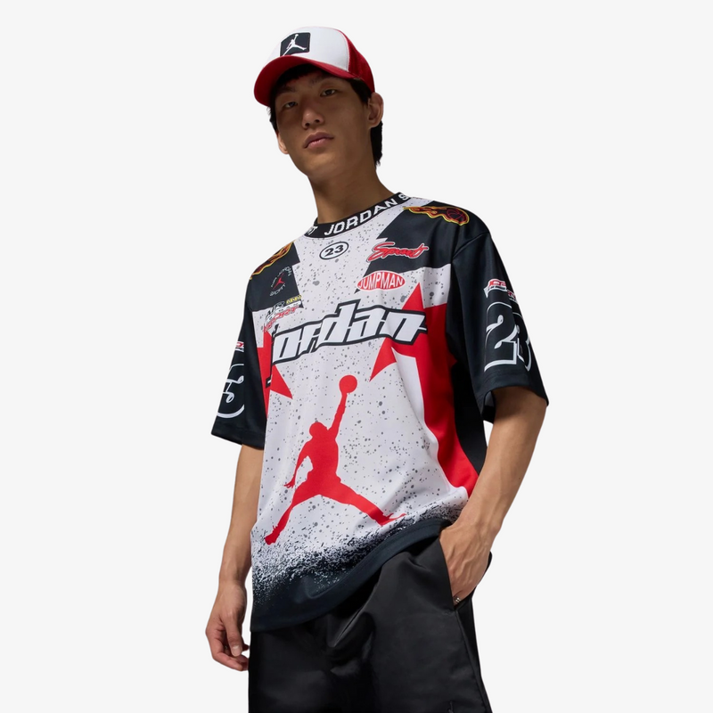 mens jordan essentials s/s top (grey/black/red)
