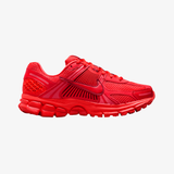 womens nike zoom vomero 5 (lt crimson/team red)