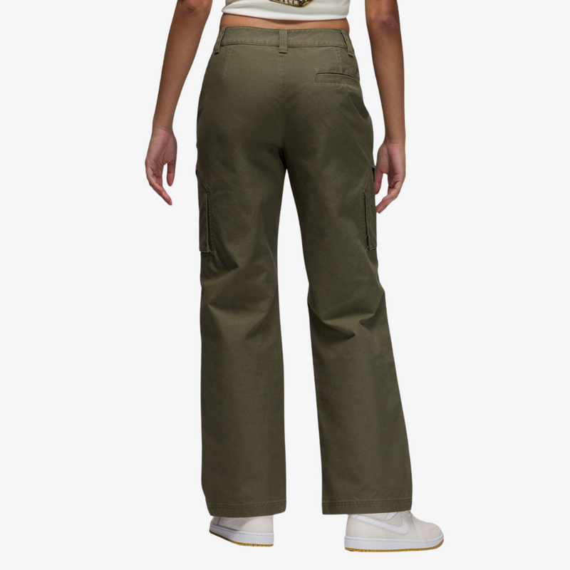 women jordan chicago pants (olive)