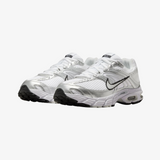 womens nike air max moto 2k (white/photon dust)