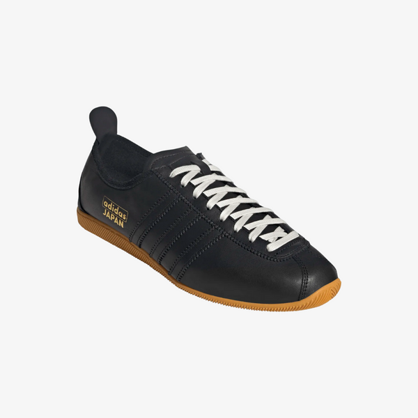 mens adidas japan (core black/gum)
