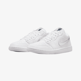womens jordan 1 low se (white/metallic silver)