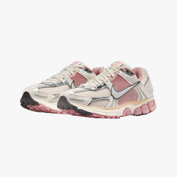 womens nike vomero 5 (sail/pearl)