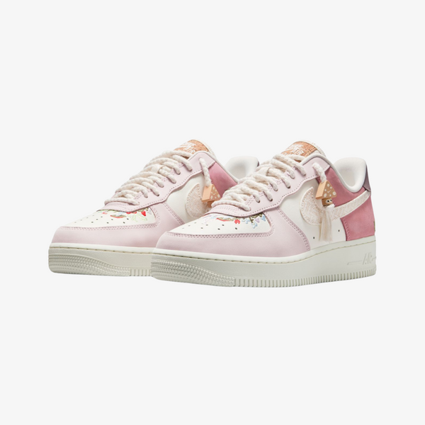 womens nike air force 1 07 low lx (sail/pearl pink)