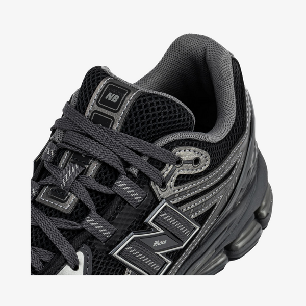 gradeschool new balance 1906 (black/grey)