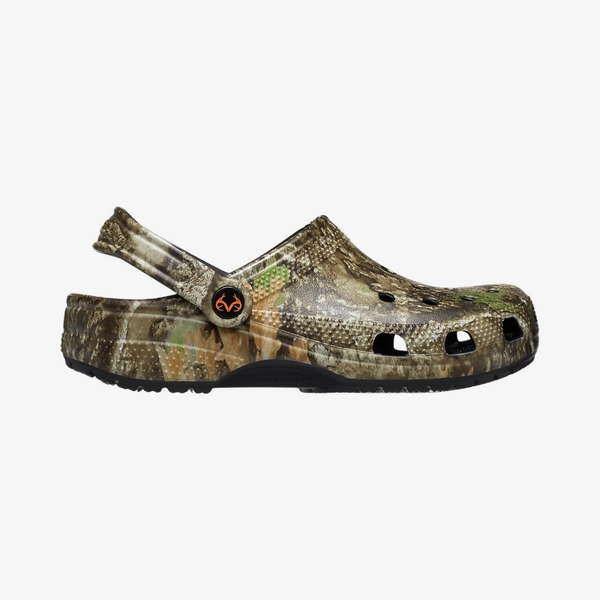 mens crocs classic clog (real tree camo)