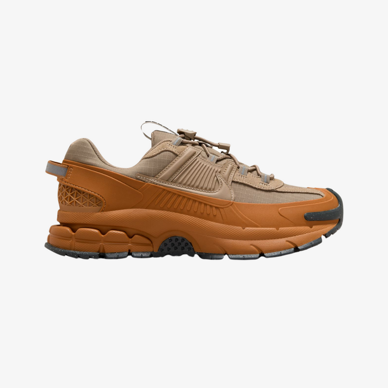 womens nike zoom vomero roam (flax/khaki)