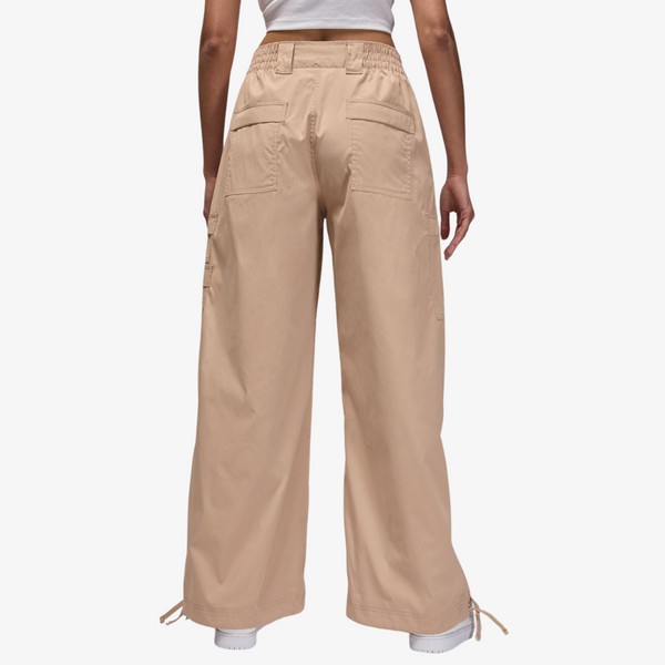 womens jordan chicago pants (legend medium brown)