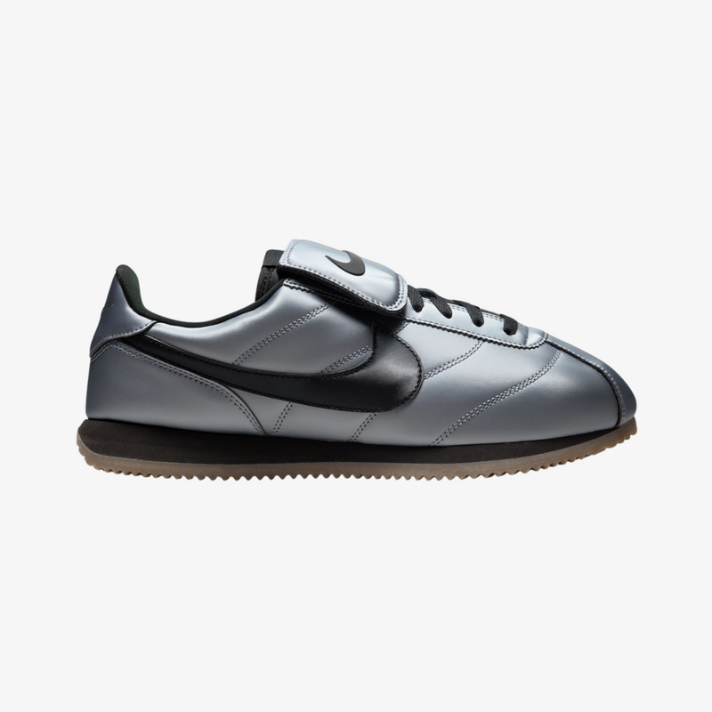 mens nike cortez se (metallic cool grey/black)