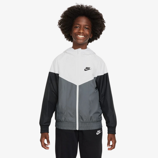 kids nike sportswear windrunner hooded repel jacket (white/smoke grey)