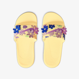 gradeschool nike kawa se (soft yellow/red sapphire)