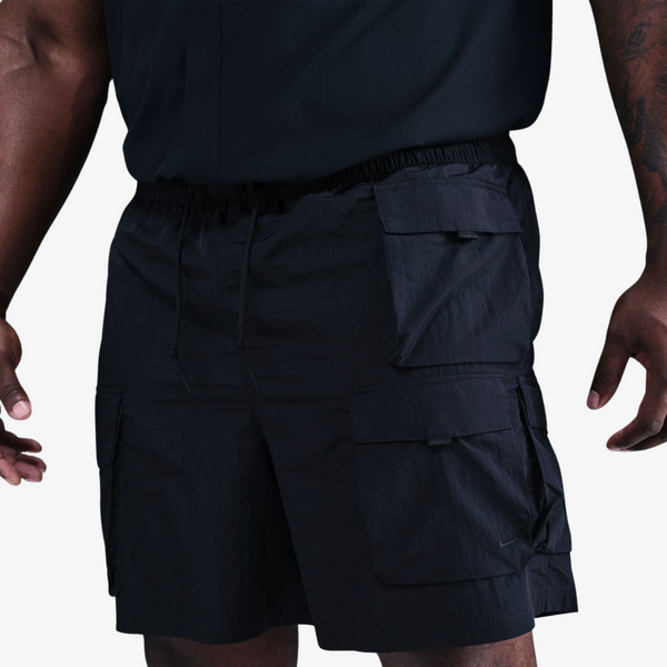 mens nike tech cargo short (black)