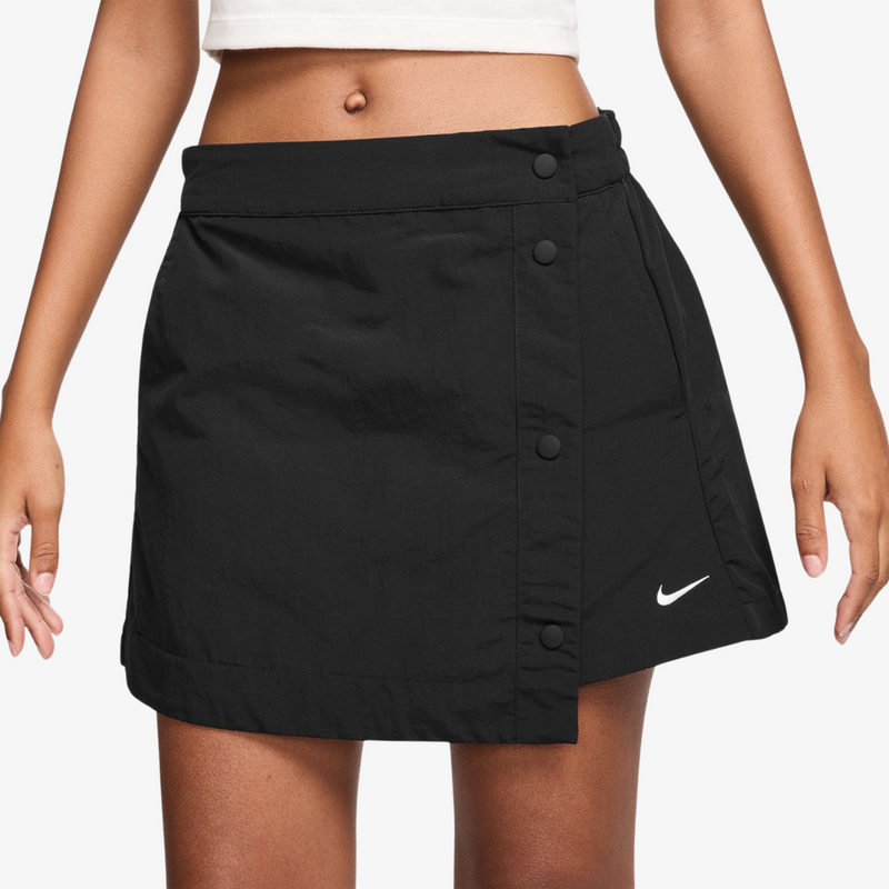 womens nike sportswear essential woven skirt (black)