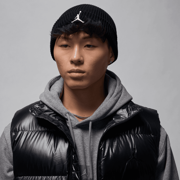 mens jordan terra beanie (black/white)