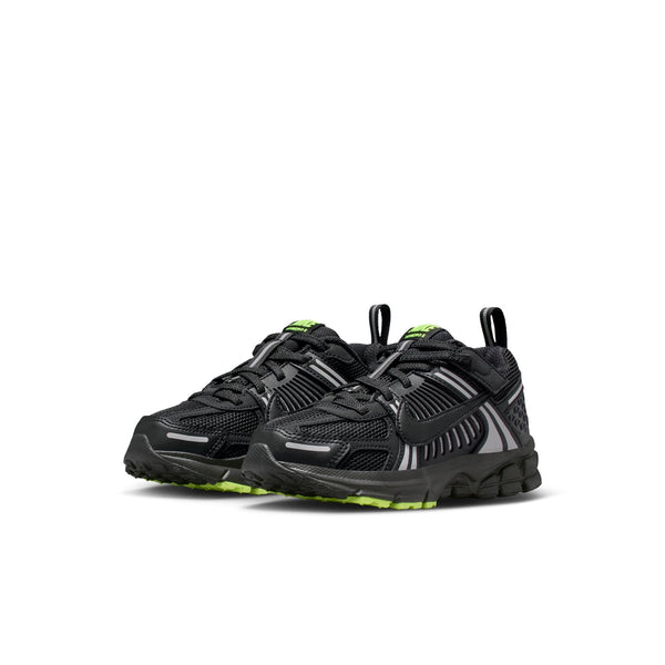 preschool nike vomero 5 (black/volt)