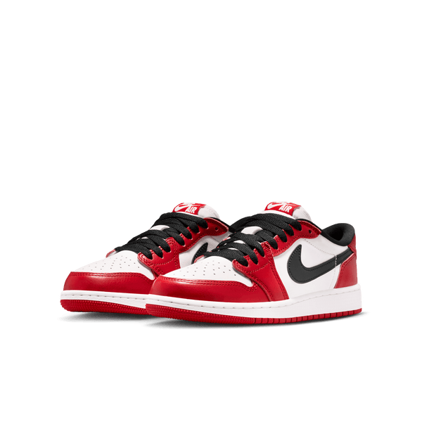 gradeschool jordan 1 retro low og (chicago)