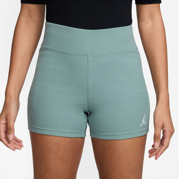 womens jordan brooklyn esssentials 4" shorts (cannon/white)