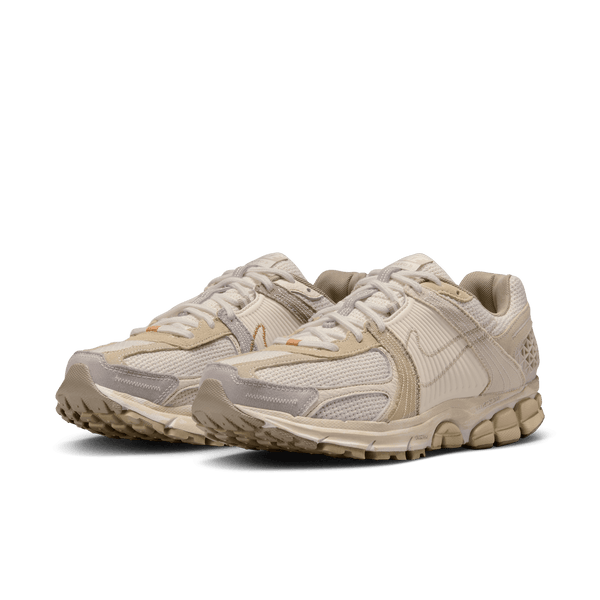 mens nike zoom vomero 5 (light orewood brown)