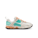 gradeschool nike vomero 5 (sail/orange chalk)