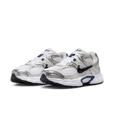 womens nike v5 rnr (metallic silver/black)