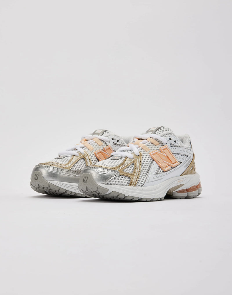 preschool new balance 1906 (silver metallic/peach bloom)