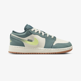 gradeschool jordan 1 low se (sea glass/lemon twist)
