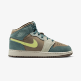 gradeschool jordan 1 mid se (khaki/lemon twist)