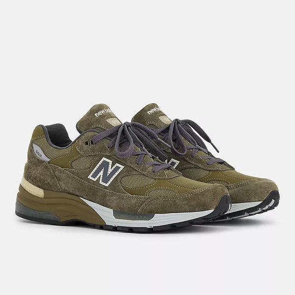 mens new balance 992 (dark camo/covert green)