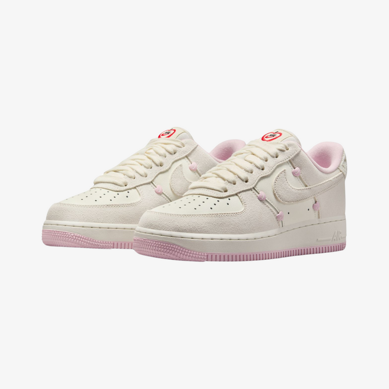 womens nike air force 1 low 07 lx (valentines day)