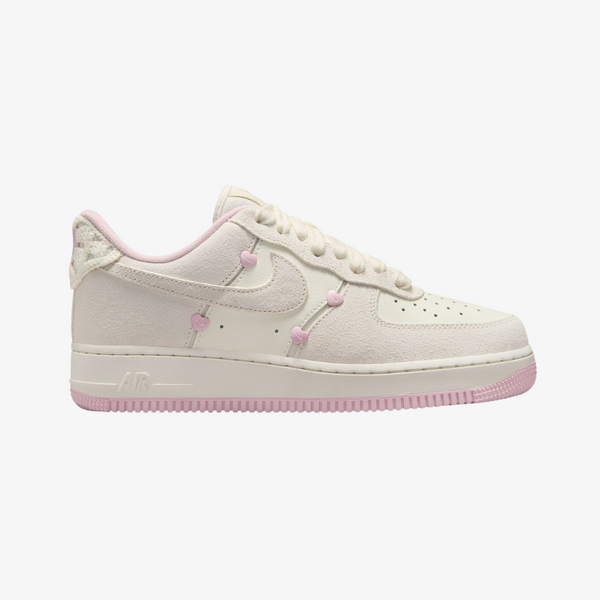 womens nike air force 1 low 07 lx (valentines day)